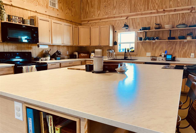 4 Bedrooms Bedrooms, 0 ,2 BathroomsBathrooms,Residential,Single Family,Rose,1,133467