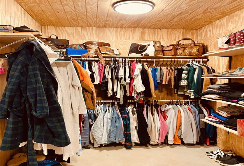 4 Bedrooms Bedrooms, 0 ,2 BathroomsBathrooms,Residential,Single Family,Rose,1,133467