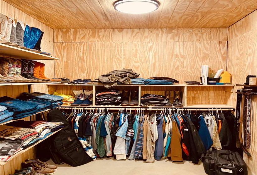 4 Bedrooms Bedrooms, 0 ,2 BathroomsBathrooms,Residential,Single Family,Rose,1,133467