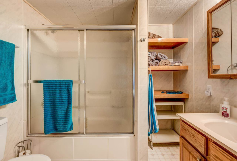 2 Bedrooms Bedrooms, 0 ,2 BathroomsBathrooms,Residential,Single Family,Old John Deere,1,133470