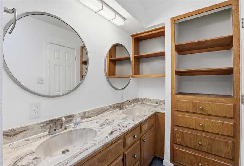 3 Bedrooms Bedrooms, 0 ,3 BathroomsBathrooms,Residential,Single Family,7th,1,133471