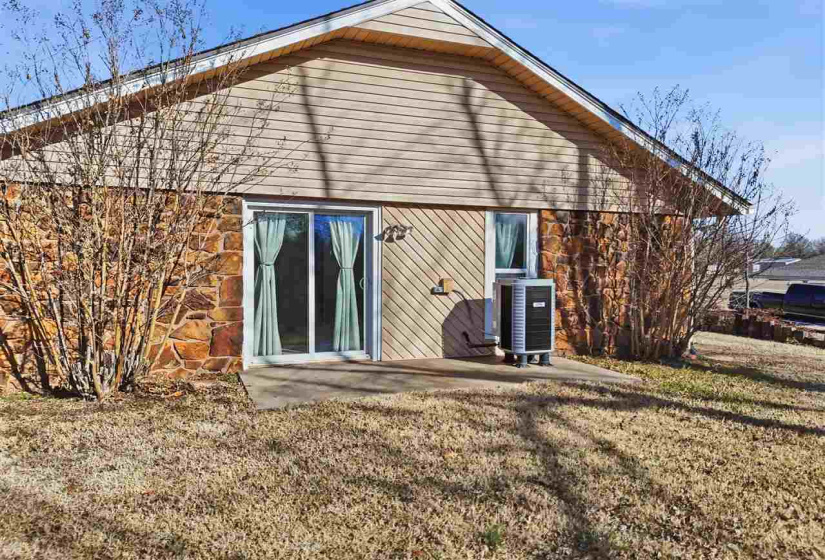 3 Bedrooms Bedrooms, 0 ,3 BathroomsBathrooms,Residential,Single Family,7th,1,133471