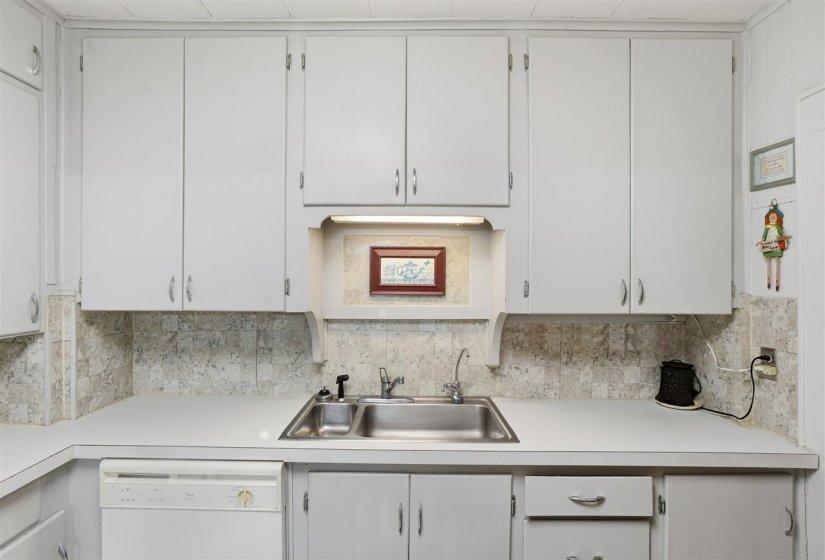 3 Bedrooms Bedrooms, 0 ,1 BathroomBathrooms,Residential,Single Family,Oak,1,133484