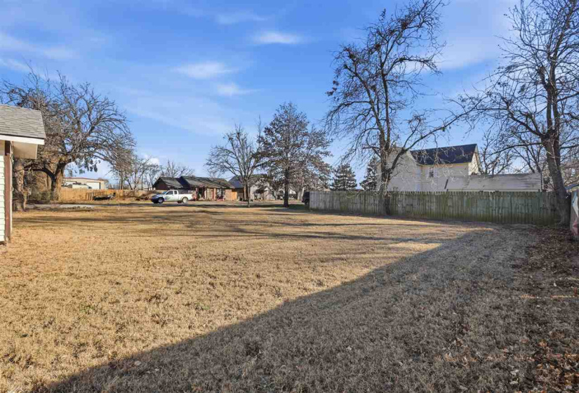 3 Bedrooms Bedrooms, 0 ,1 BathroomBathrooms,Residential,Single Family,Oak,1,133484