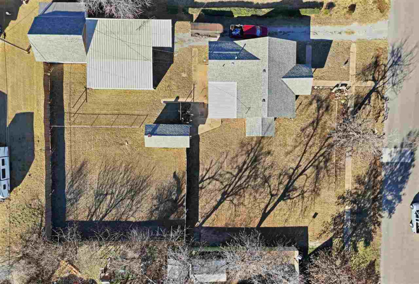 3 Bedrooms Bedrooms, 0 ,1 BathroomBathrooms,Residential,Single Family,Oak,1,133484