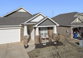 4 Bedrooms Bedrooms, 0 ,2 BathroomsBathrooms,Residential,Single Family,Platinum,1,133489