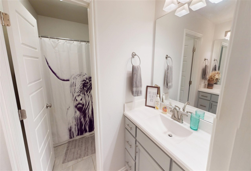 4 Bedrooms Bedrooms, 0 ,2 BathroomsBathrooms,Residential,Single Family,Platinum,1,133489