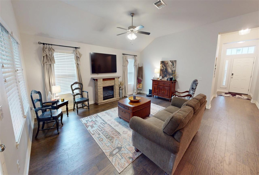 4 Bedrooms Bedrooms, 0 ,2 BathroomsBathrooms,Residential,Single Family,Platinum,1,133489