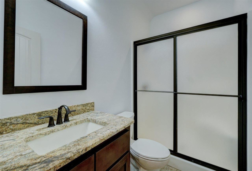 4 Bedrooms Bedrooms, 0 ,3 BathroomsBathrooms,Residential,Single Family,Ashton,1.5,133491