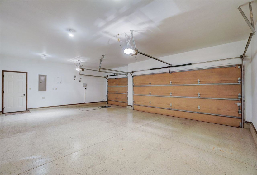 4 Bedrooms Bedrooms, 0 ,3 BathroomsBathrooms,Residential,Single Family,Ashton,1.5,133491