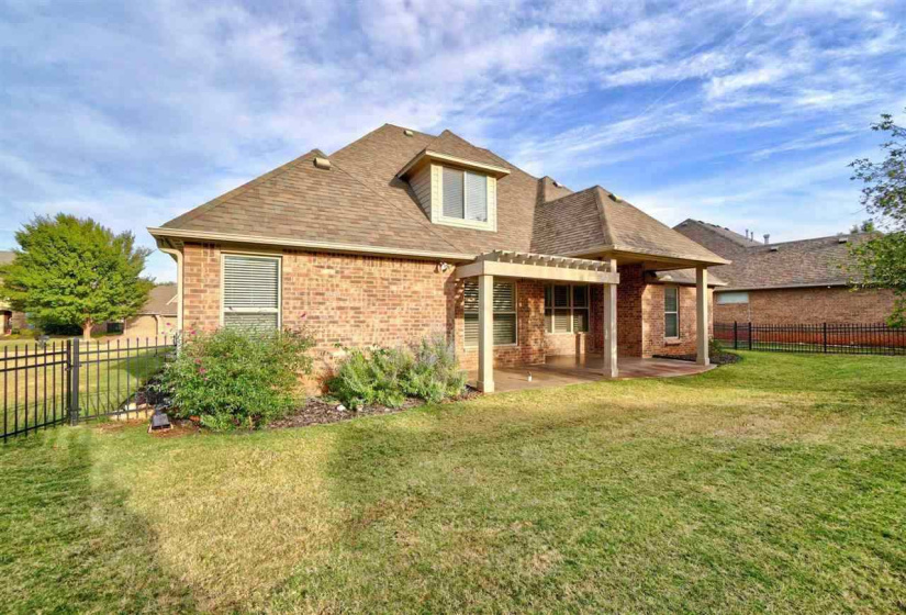 4 Bedrooms Bedrooms, 0 ,3 BathroomsBathrooms,Residential,Single Family,Ashton,1.5,133491