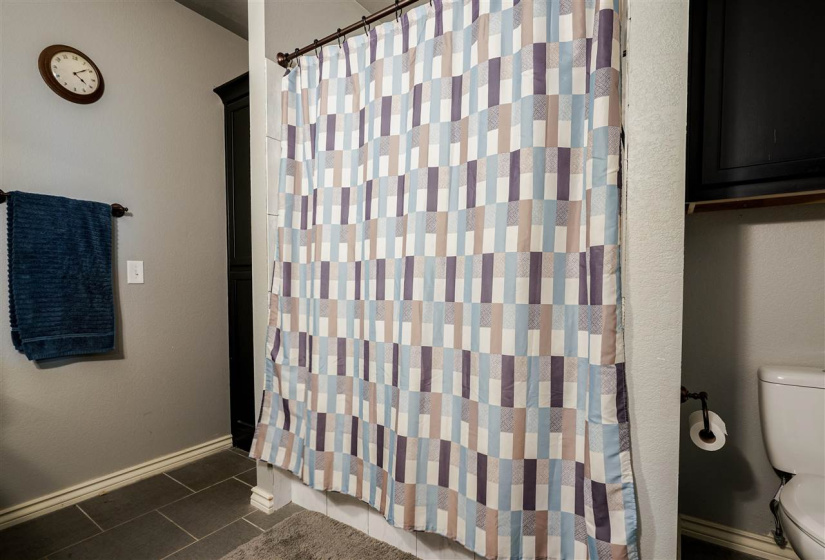 4 Bedrooms Bedrooms, 0 ,4 BathroomsBathrooms,Residential,Single Family,Highway 51,2,133492