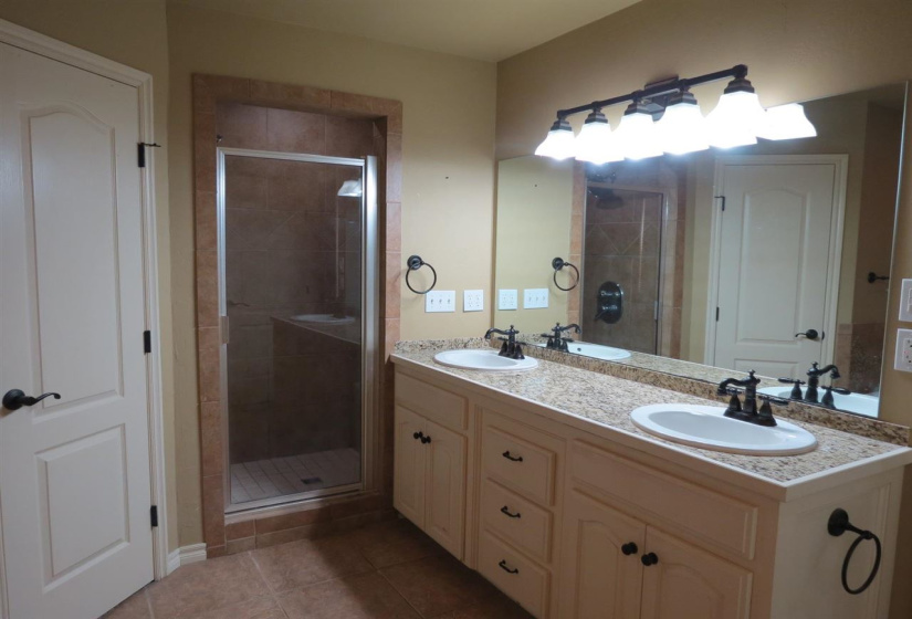 3 Bedrooms Bedrooms, 0 ,2 BathroomsBathrooms,Residential,Single Family,Kody,1,133497