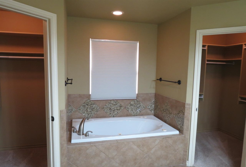 3 Bedrooms Bedrooms, 0 ,2 BathroomsBathrooms,Residential,Single Family,Kody,1,133497