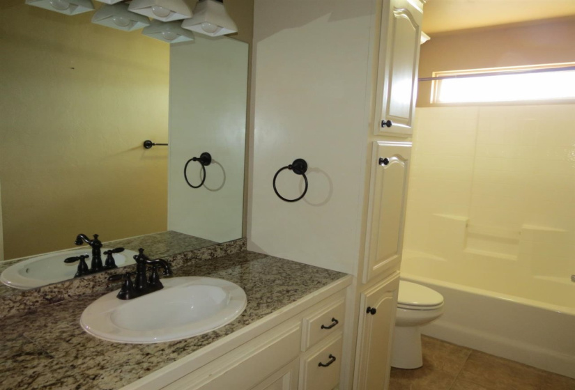 3 Bedrooms Bedrooms, 0 ,2 BathroomsBathrooms,Residential,Single Family,Kody,1,133497