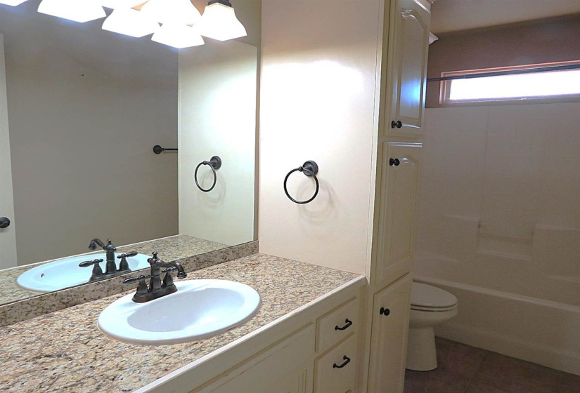 3 Bedrooms Bedrooms, 0 ,2 BathroomsBathrooms,Residential,Single Family,Kody,1,133497