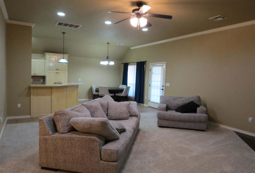 3 Bedrooms Bedrooms, 0 ,2 BathroomsBathrooms,Residential,Single Family,Kody,1,133497