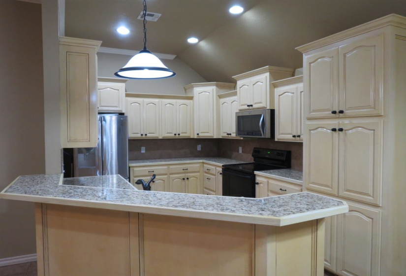 3 Bedrooms Bedrooms, 0 ,2 BathroomsBathrooms,Residential,Single Family,Kody,1,133497