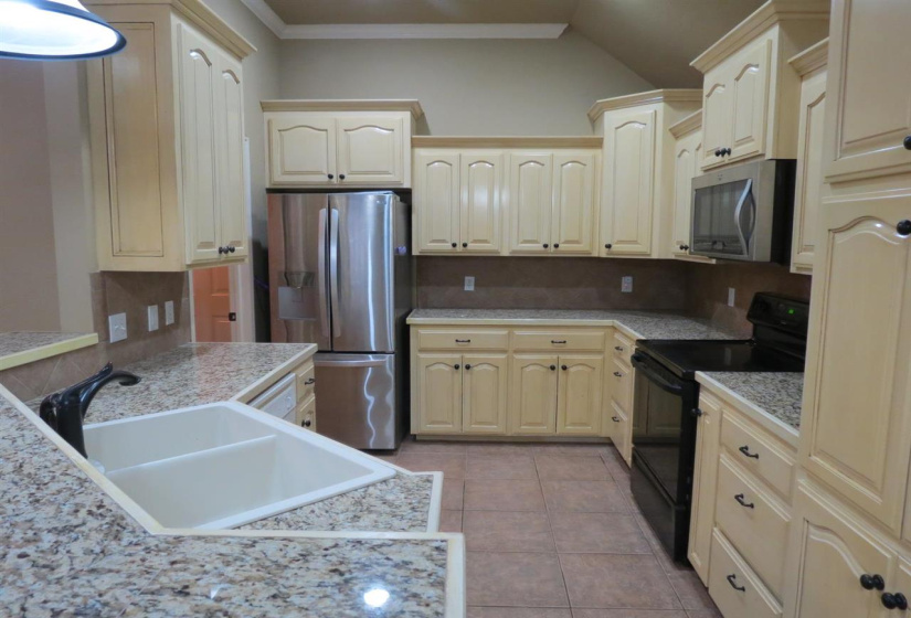 3 Bedrooms Bedrooms, 0 ,2 BathroomsBathrooms,Residential,Single Family,Kody,1,133497