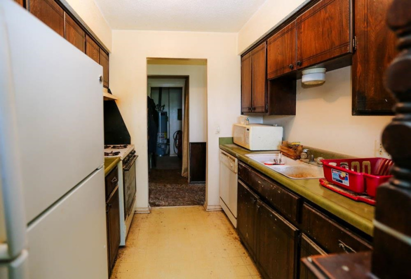 0 , 0 ,1 BathroomBathrooms,Multi-family,Duplex,Hartford,1,133498