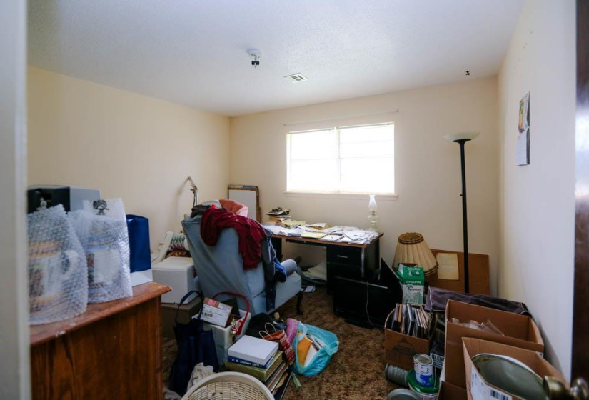 0 , 0 ,1 BathroomBathrooms,Multi-family,Duplex,Hartford,1,133498