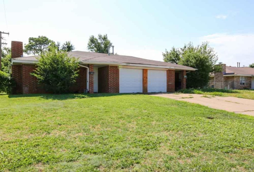 0 , 0 ,1 BathroomBathrooms,Multi-family,Duplex,Hartford,1,133498