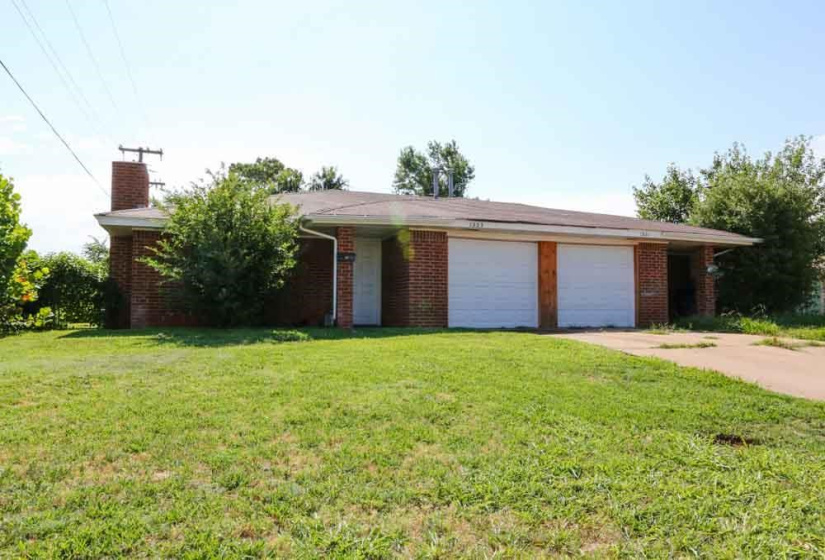 0 , 0 ,1 BathroomBathrooms,Multi-family,Duplex,Hartford,1,133498