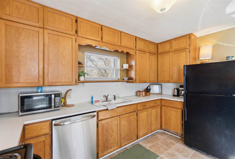 3 Bedrooms Bedrooms, 0 ,2 BathroomsBathrooms,Residential,Single Family,Arrowhead,1.5,133501