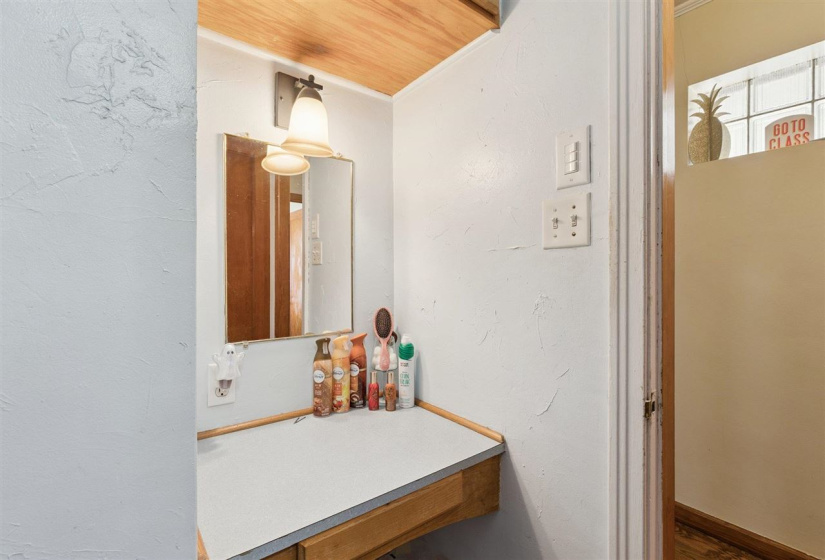 3 Bedrooms Bedrooms, 0 ,2 BathroomsBathrooms,Residential,Single Family,Arrowhead,1.5,133501