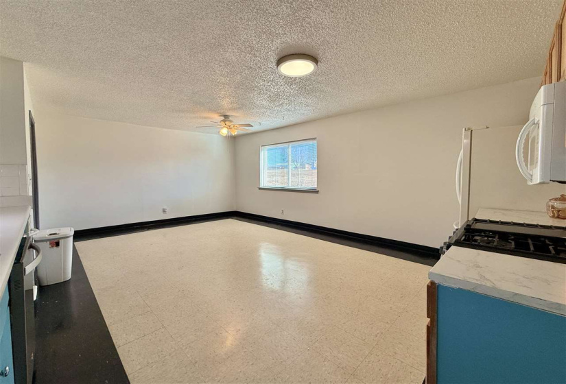 3 Bedrooms Bedrooms, 0 ,2 BathroomsBathrooms,Residential,Single Family,McCord Rd,1,133508