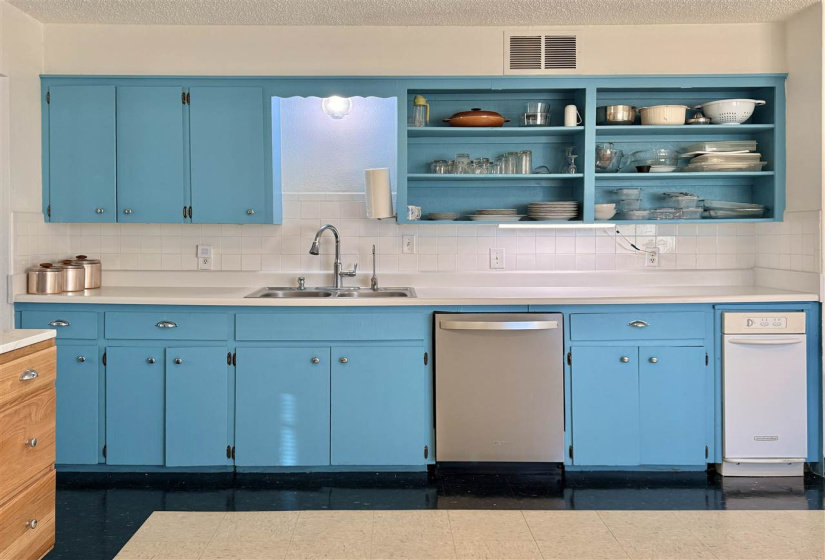 3 Bedrooms Bedrooms, 0 ,2 BathroomsBathrooms,Residential,Single Family,McCord Rd,1,133508