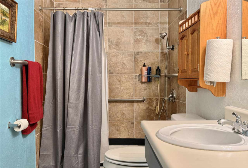 3 Bedrooms Bedrooms, 0 ,2 BathroomsBathrooms,Residential,Single Family,McCord Rd,1,133508