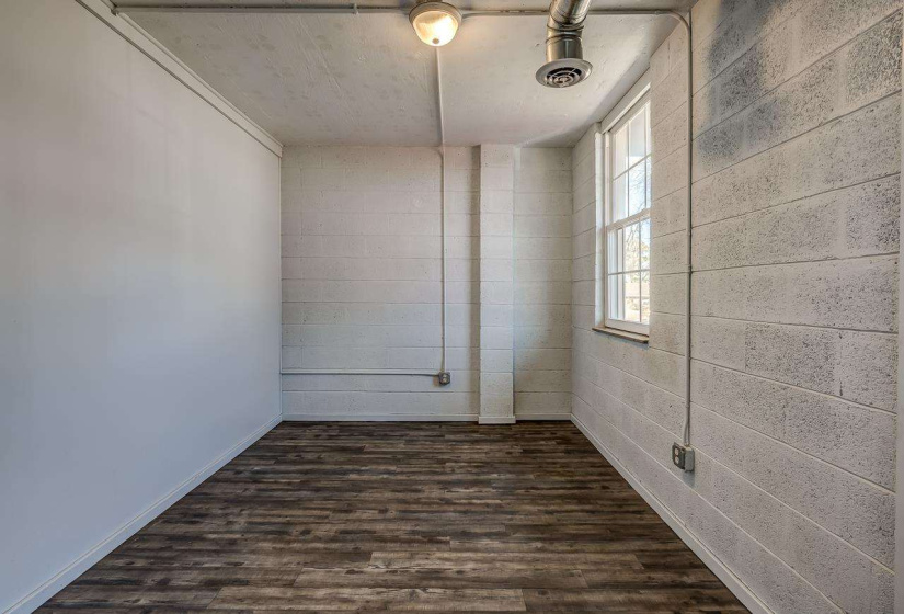 5 Bedrooms Bedrooms, 0 ,2 BathroomsBathrooms,Residential,Single Family,7th,1,133509