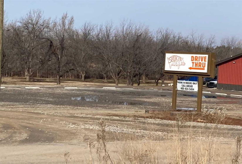 0 ,Lots/land,Unplatted,Range,0,133512