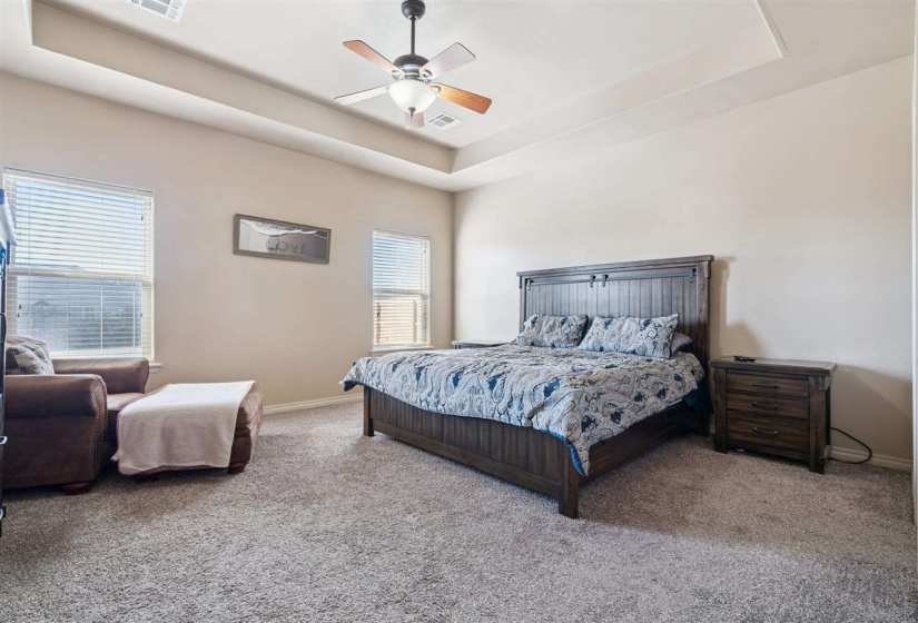 4 Bedrooms Bedrooms, 0 ,2 BathroomsBathrooms,Residential,Single Family,Eagle Summit,1.5,133519