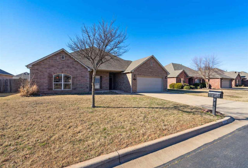4 Bedrooms Bedrooms, 0 ,2 BathroomsBathrooms,Residential,Single Family,Eagle Summit,1.5,133519