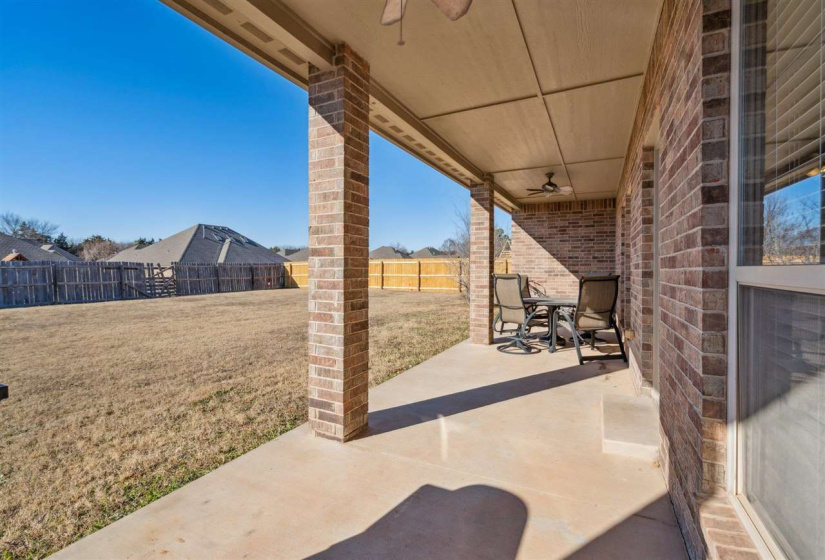 4 Bedrooms Bedrooms, 0 ,2 BathroomsBathrooms,Residential,Single Family,Eagle Summit,1.5,133519