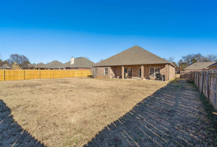 4 Bedrooms Bedrooms, 0 ,2 BathroomsBathrooms,Residential,Single Family,Eagle Summit,1.5,133519