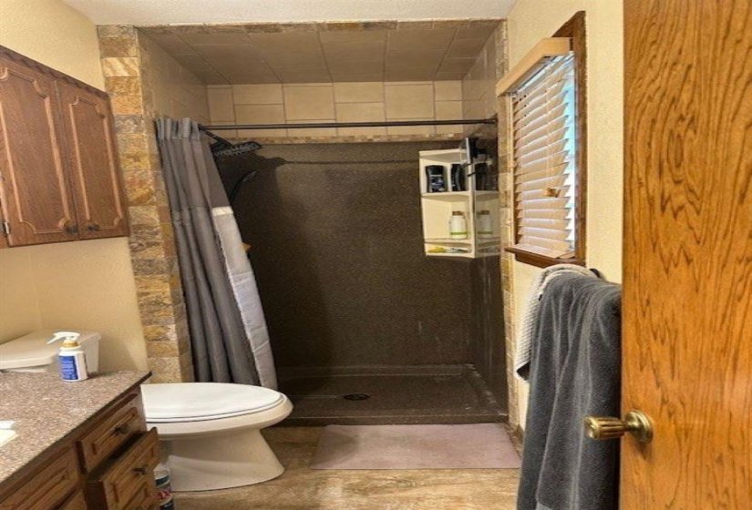 3 Bedrooms Bedrooms, 0 ,2 BathroomsBathrooms,Residential,Single Family,Osborne,1,133522