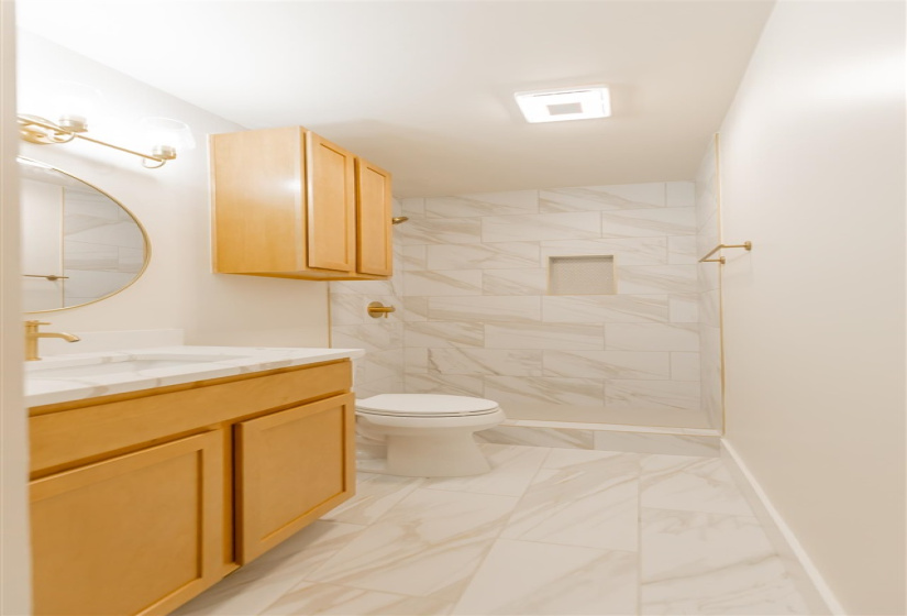 2 Bedrooms Bedrooms, 0 ,1 BathroomBathrooms,Residential,Condominium/townhouse,Highpoint #A,1,133536