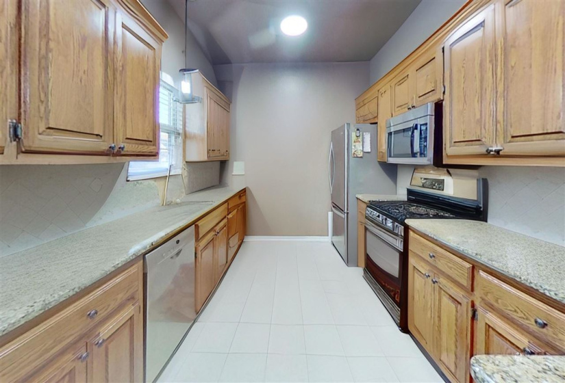 3 Bedrooms Bedrooms, 0 ,2 BathroomsBathrooms,Residential,Single Family,Fairway,1,133542