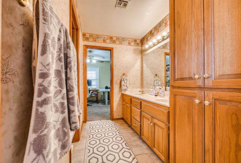 4 Bedrooms Bedrooms, 0 ,3 BathroomsBathrooms,Residential,Single Family,Tifton,1,133547