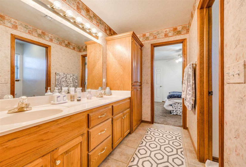 4 Bedrooms Bedrooms, 0 ,3 BathroomsBathrooms,Residential,Single Family,Tifton,1,133547