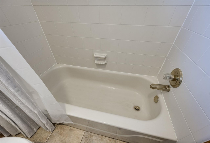 4 Bedrooms Bedrooms, 0 ,3 BathroomsBathrooms,Residential,Single Family,Tifton,1,133547