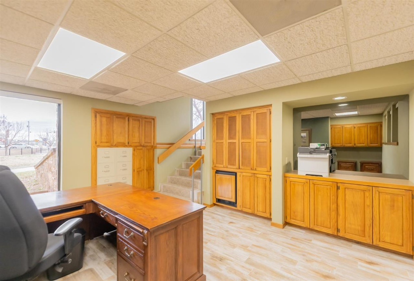 0 , 0 ,3 BathroomsBathrooms,Commercial/industrial,Commercial,Hall of Fame,1,133550