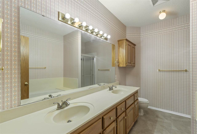 4 Bedrooms Bedrooms, 0 ,2 BathroomsBathrooms,Residential,Single Family,Brandon,1,133222