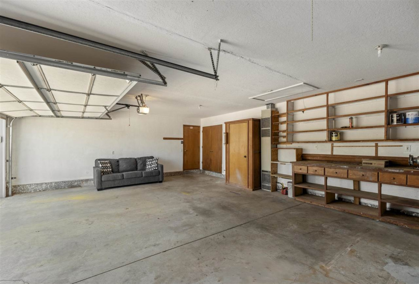 4 Bedrooms Bedrooms, 0 ,2 BathroomsBathrooms,Residential,Single Family,Brandon,1,133222