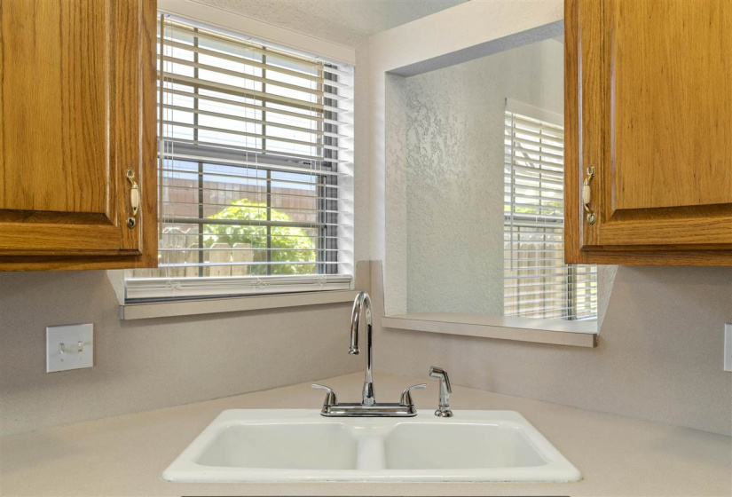 4 Bedrooms Bedrooms, 0 ,2 BathroomsBathrooms,Residential,Single Family,Brandon,1,133222