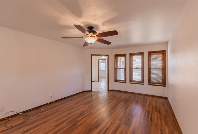 3 Bedrooms Bedrooms, 0 ,2 BathroomsBathrooms,Residential,Single Family,Manning,1,133548