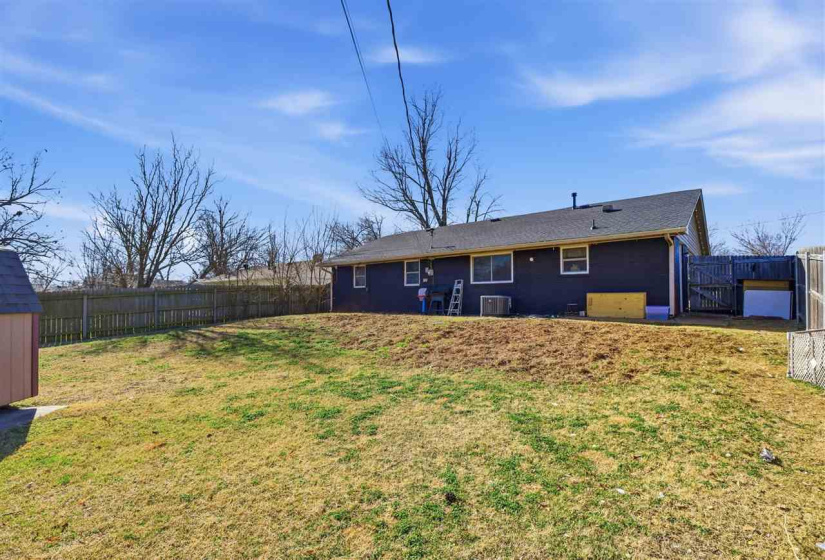 3 Bedrooms Bedrooms, 0 ,1 BathroomBathrooms,Residential,Single Family,Howerton,1,133549